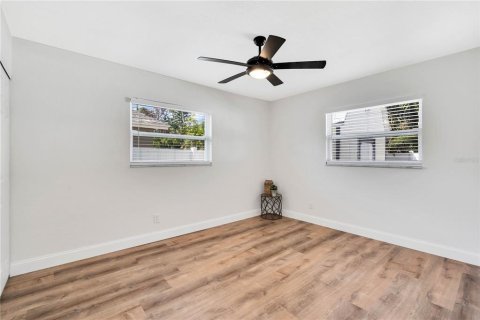 Villa ou maison à vendre à Saint Petersburg, Floride: 3 chambres, 120.31 m2 № 2092872 - photo 20