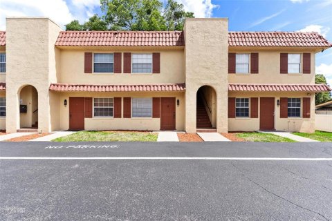 Condo à Leesburg, Floride, 1 chambre  № 2238326