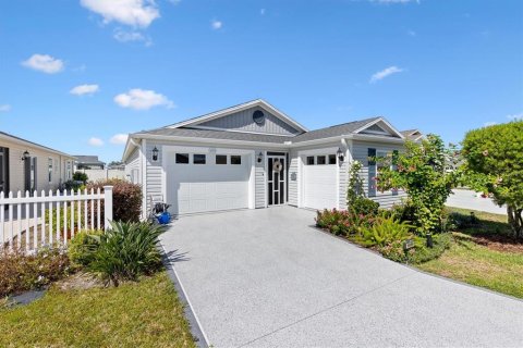Villa ou maison à The Villages, Floride 2 chambres, 133.22 m2 № 2418595