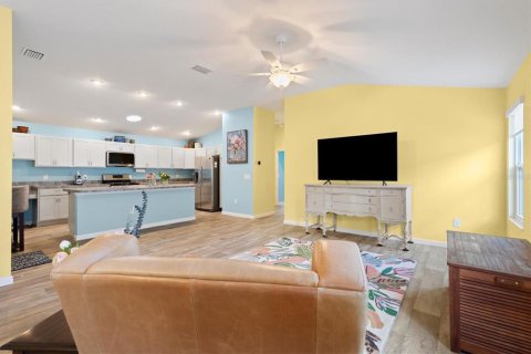 Villa ou maison à vendre à The Villages, Floride: 2 chambres, 133.22 m2 № 2418595 - photo 6