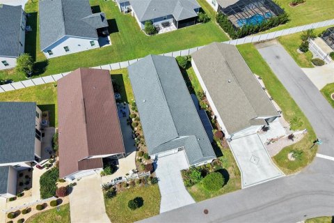 Villa ou maison à vendre à The Villages, Floride: 2 chambres, 133.22 m2 № 2418595 - photo 30