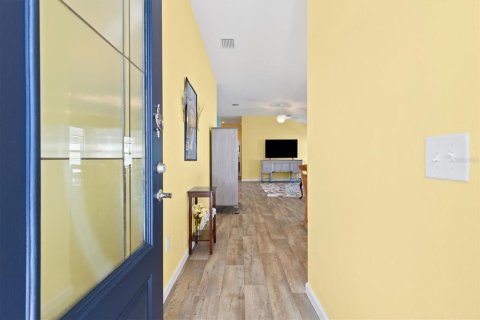 Villa ou maison à vendre à The Villages, Floride: 2 chambres, 133.22 m2 № 2418595 - photo 2