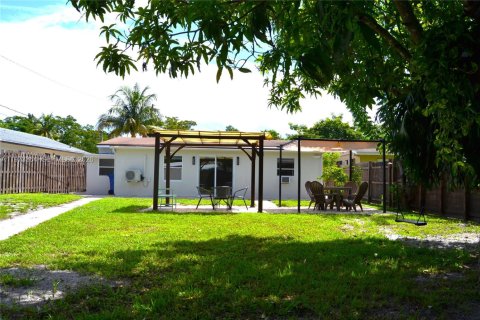 Villa ou maison à vendre à Fort Lauderdale, Floride: 4 chambres, 142.33 m2 № 2033449 - photo 15