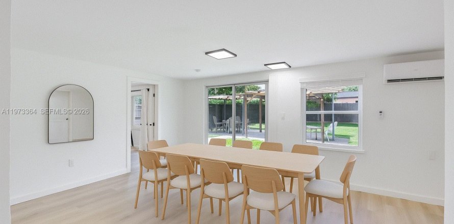 Villa ou maison à Fort Lauderdale, Floride 4 chambres, 142.33 m2 № 2033449