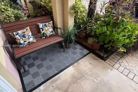 Townhouse in North Miami Beach, Florida 3 bedrooms, 105.07 sq.m. № 1994295 - photo 7