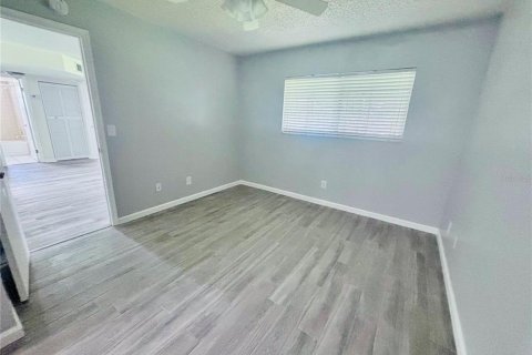Condominio en alquiler en Ocala, Florida, 2 dormitorios, 77.76 m2 № 1866447 - foto 10