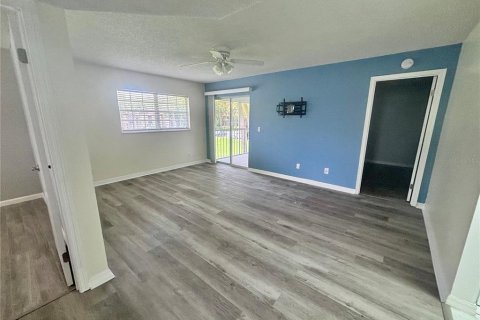 Condominio en alquiler en Ocala, Florida, 2 dormitorios, 77.76 m2 № 1866447 - foto 2