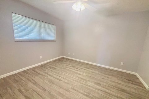 Condominio en alquiler en Ocala, Florida, 2 dormitorios, 77.76 m2 № 1866447 - foto 9