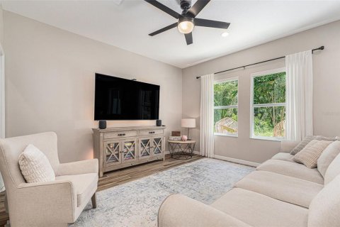 Touwnhouse à vendre à Tampa, Floride: 3 chambres, 188.59 m2 № 1908995 - photo 10