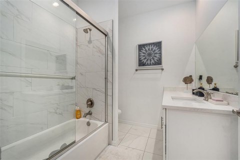 Touwnhouse à vendre à Tampa, Floride: 3 chambres, 188.59 m2 № 1908995 - photo 17