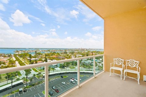 Купить кондоминиум в Клируотер, Флорида 6 комнат, 115.38м2, № 2150687 - фото 30
