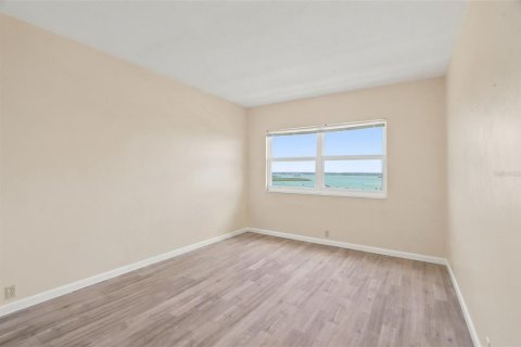 Купить кондоминиум в Клируотер, Флорида 6 комнат, 115.38м2, № 2150687 - фото 25