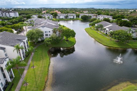 Condo in Doral, Florida, 1 bedroom  № 1931801 - photo 23