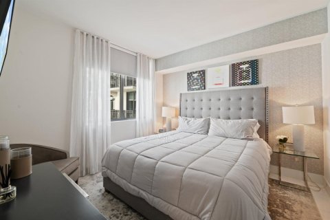Снять в аренду кондоминиум в Корал-Гейблс, Флорида 4 комнаты, 64.29м2, № 2082962 - фото 8