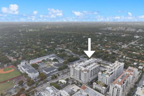Снять в аренду кондоминиум в Корал-Гейблс, Флорида 4 комнаты, 64.29м2, № 2082962 - фото 20