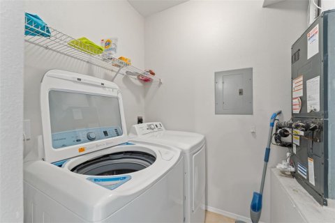 Condo in Longwood, Florida, 3 bedrooms  № 1813195 - photo 14