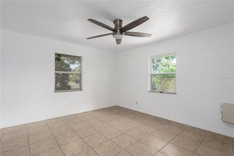 House in Bradenton, Florida 3 bedrooms, 152.92 sq.m. № 1854621 - photo 20