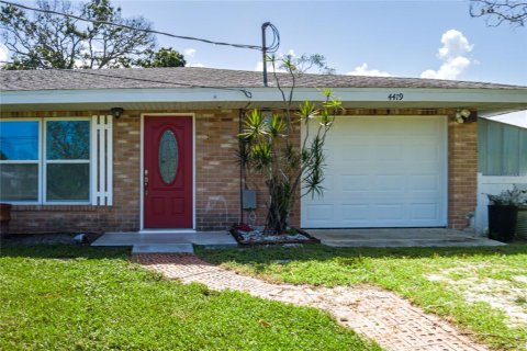 House in Bradenton, Florida 3 bedrooms, 152.92 sq.m. № 1854621 - photo 5