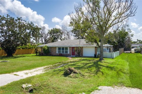 House in Bradenton, Florida 3 bedrooms, 152.92 sq.m. № 1854621 - photo 4
