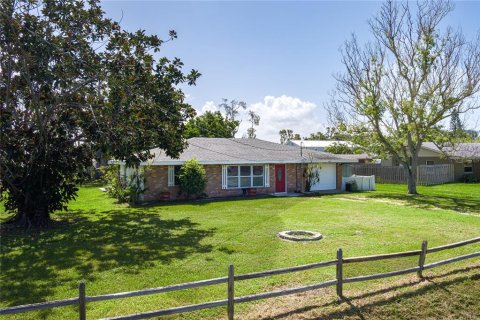House in Bradenton, Florida 3 bedrooms, 152.92 sq.m. № 1854621 - photo 25
