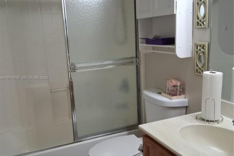 Casa en venta en Lehigh Acres, Florida, 4 dormitorios, 201.88 m2 № 2079383 - foto 9
