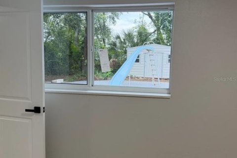 Villa ou maison à vendre à Brandon, Floride: 6 chambres, 222.97 m2 № 2401028 - photo 21