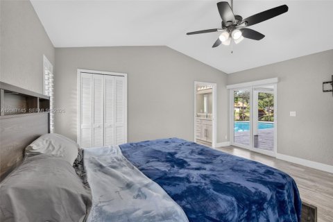 Villa ou maison à louer à Coral Springs, Floride: 4 chambres, 226.31 m2 № 2372244 - photo 24