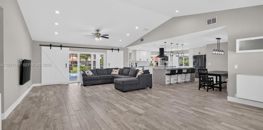 Villa ou maison à Coral Springs, Floride 4 chambres, 226.31 m2 № 2372244