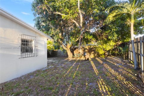 Villa ou maison à vendre à Miramar, Floride: 5 chambres, 156.82 m2 № 2025005 - photo 30