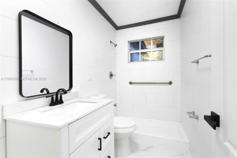 Villa ou maison à vendre à Miramar, Floride: 5 chambres, 156.82 m2 № 2025005 - photo 12