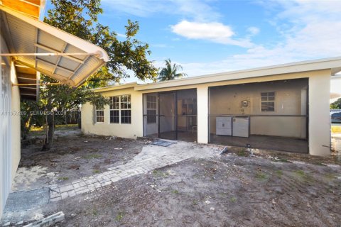 Villa ou maison à vendre à Miramar, Floride: 5 chambres, 156.82 m2 № 2025005 - photo 26