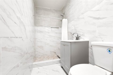 Villa ou maison à vendre à Miramar, Floride: 5 chambres, 156.82 m2 № 2025005 - photo 16