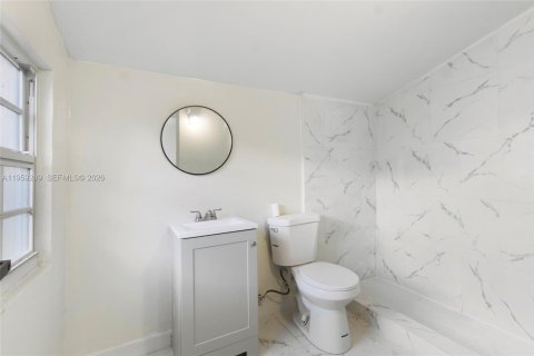 Villa ou maison à vendre à Miramar, Floride: 5 chambres, 156.82 m2 № 2025005 - photo 29