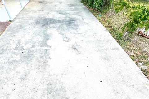 Villa ou maison à vendre à Dania Beach, Floride: 3 chambres, 118.17 m2 № 1974065 - photo 9