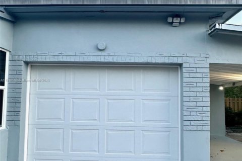 Villa ou maison à vendre à Dania Beach, Floride: 3 chambres, 118.17 m2 № 1974065 - photo 23