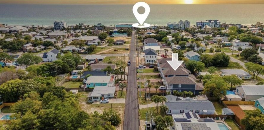 Casa en Panama City Beach, Florida 4 dormitorios, 215.9 m2 № 560290