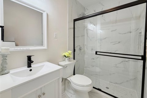 House in Fort Lauderdale, Florida 3 bedrooms, 203.27 sq.m. № 1887642 - photo 27