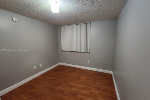 Condominio en alquiler en Miramar, Florida, 3 dormitorios, 104.52 m2 № 2006825 - foto 20