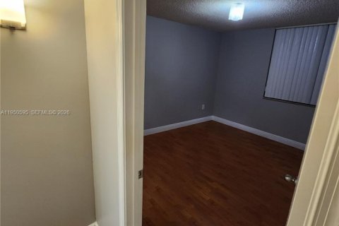 Condominio en alquiler en Miramar, Florida, 3 dormitorios, 104.52 m2 № 2006825 - foto 26