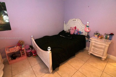 House in Miramar, Florida 6 bedrooms, 313.08 sq.m. № 1779467 - photo 27