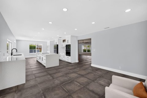 Casa en venta en Plantation, Florida, 4 dormitorios, 207.54 m2 № 2382532 - foto 14