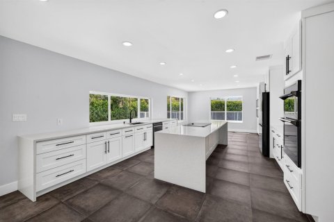 Casa en venta en Plantation, Florida, 4 dormitorios, 207.54 m2 № 2382532 - foto 15