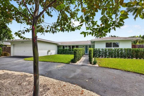 Casa en Plantation, Florida 4 dormitorios, 207.54 m2 № 2382532