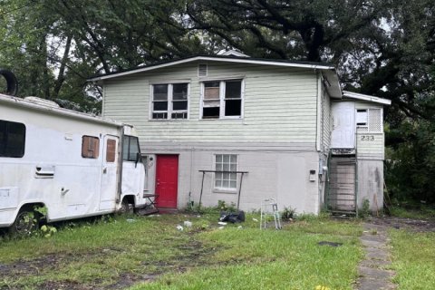 Commercial property in Jacksonville, Florida 4 bedrooms, 165.55 sq.m. № 806958 - photo 1