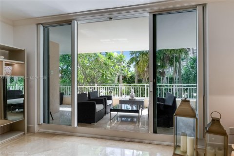 Condo in Key Biscayne, Florida, 3 bedrooms  № 1949289 - photo 6