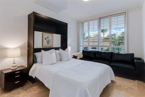 Condo in Key Biscayne, Florida, 3 bedrooms  № 1949289 - photo 12