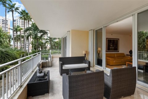 Condo in Key Biscayne, Florida, 3 bedrooms  № 1949289 - photo 2