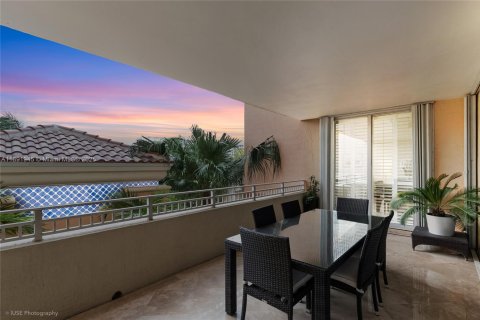 Condo in Key Biscayne, Florida, 3 bedrooms  № 1949289 - photo 21