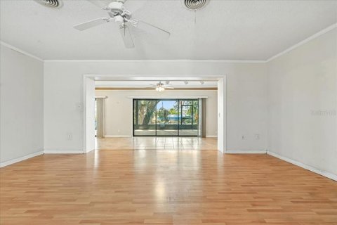 Villa ou maison à vendre à Port Charlotte, Floride: 3 chambres, 170.85 m2 № 1852639 - photo 8