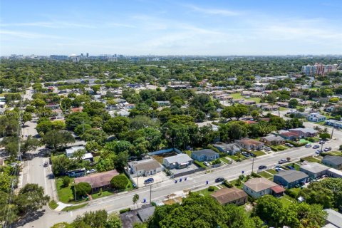 Купить виллу или дом в Майами, Флорида 3 спальни, 105.07м2, № 1854750 - фото 30